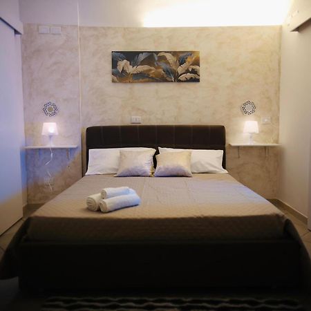 Holiday House Plebiscito Катания Экстерьер фото