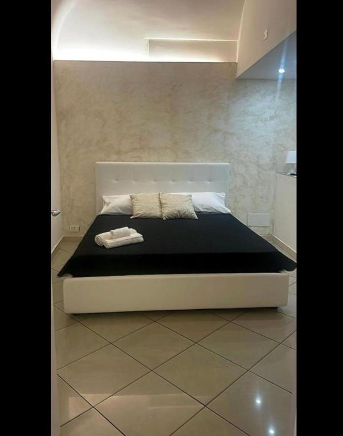 Holiday House Plebiscito Катания Экстерьер фото