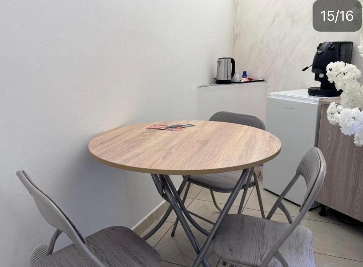 Holiday House Plebiscito Катания Экстерьер фото